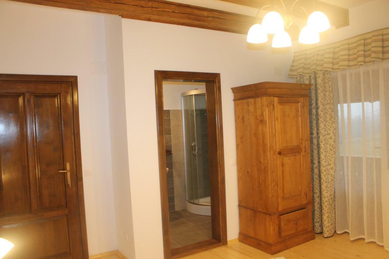 Arnica Montana Hotel Arieşeni Eksteriør billede